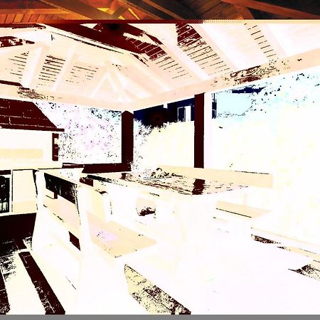 Lovely Apartment In Kastel Stafilic With Jacuzzi Kastela Exterior photo